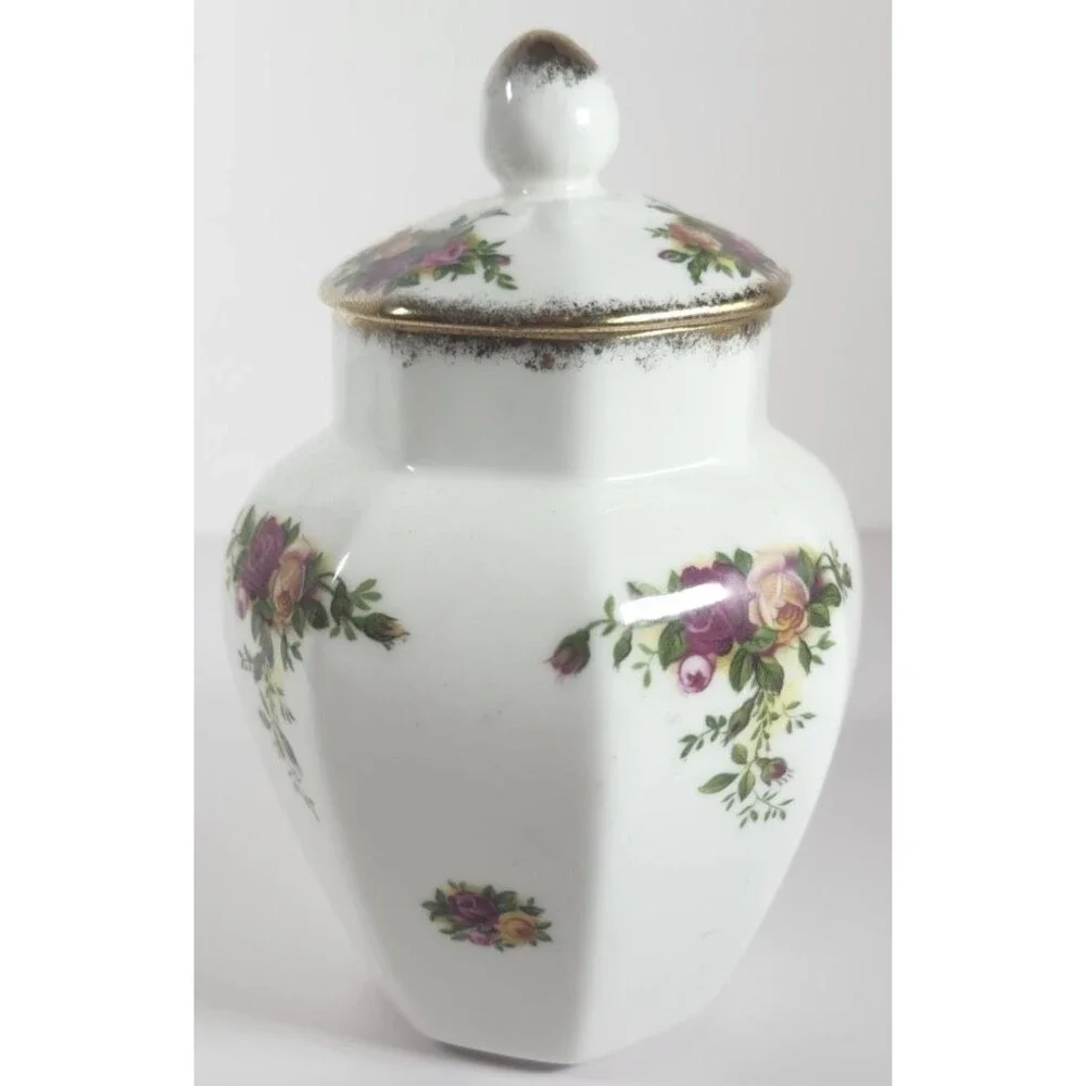 Royal Albert Old Country Roses Hexagon Ginger Jar W/ Lid Bone China EUC